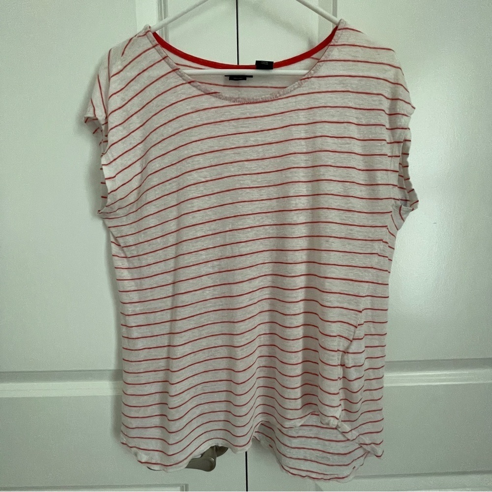 Tahari 100% Linen Red Striped Short Sleeve Top Size L –Lightweight Summer Blouse